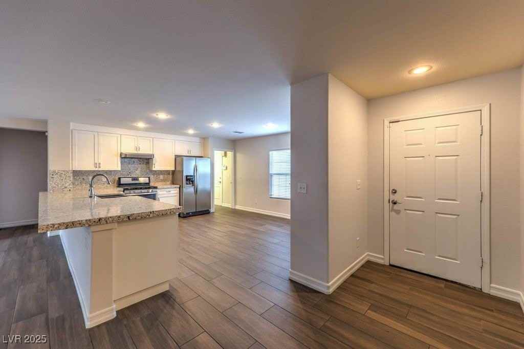 2705 Port Lewis Ave - Photo 5 of 29