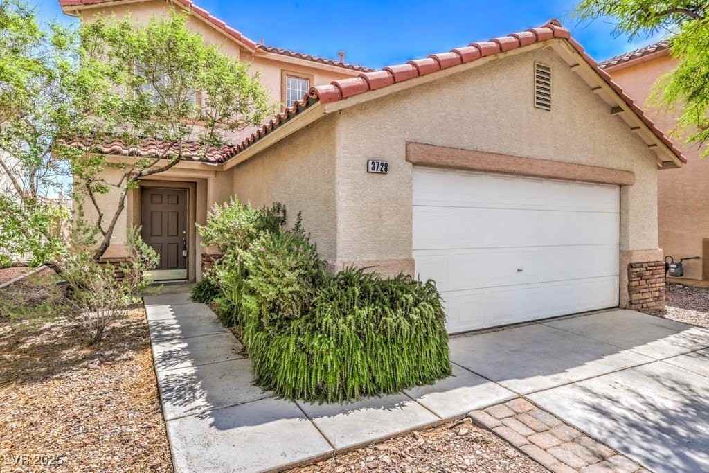 3728 Ashling St - Photo 4 of 45