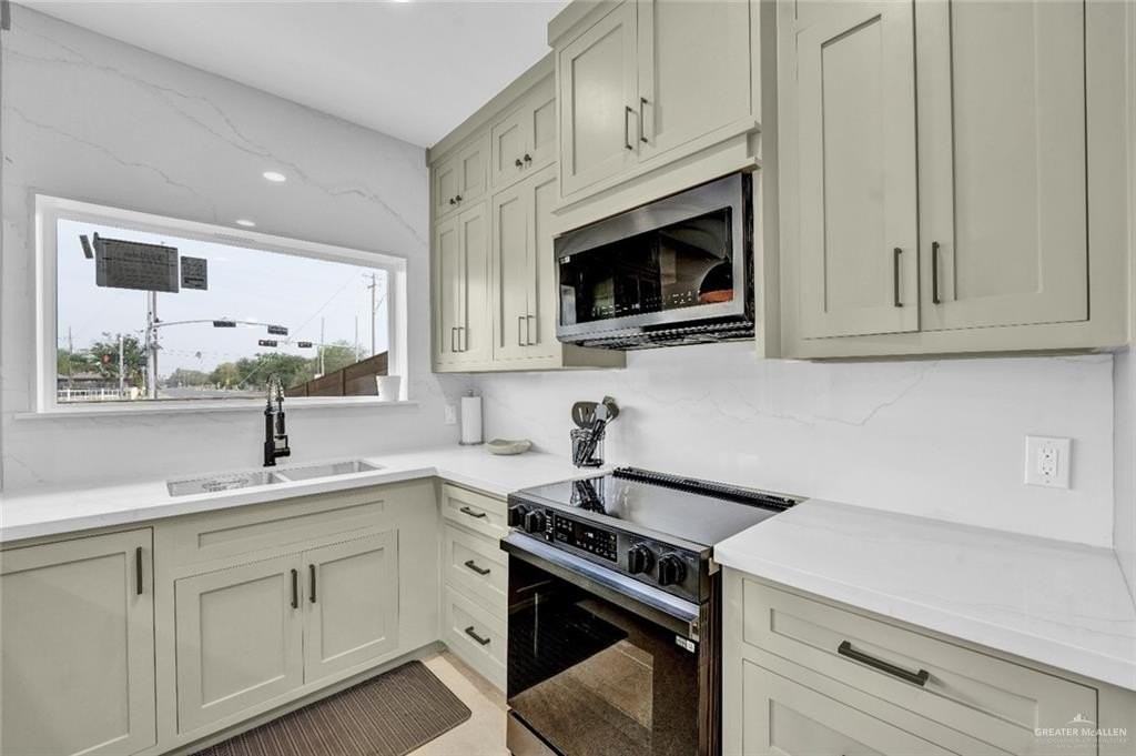 920 S Bicentennial Blvd - Photo 4 of 26