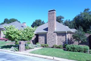 featured image of 513 Buckingham Pl