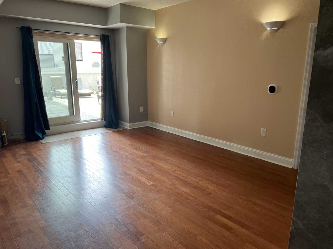 4315 Park Ave #2I - Photo 2 of 19