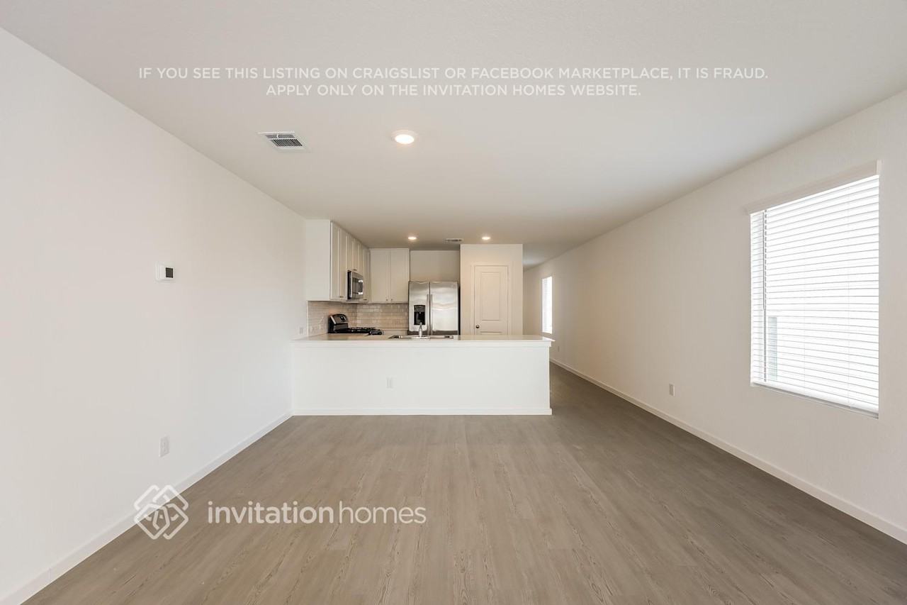 1521 Pile Trail - Photo 5 of 17