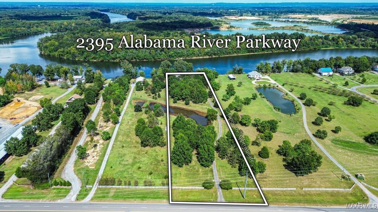 2395 Alabama River Pkwy - Photo 2 of 48