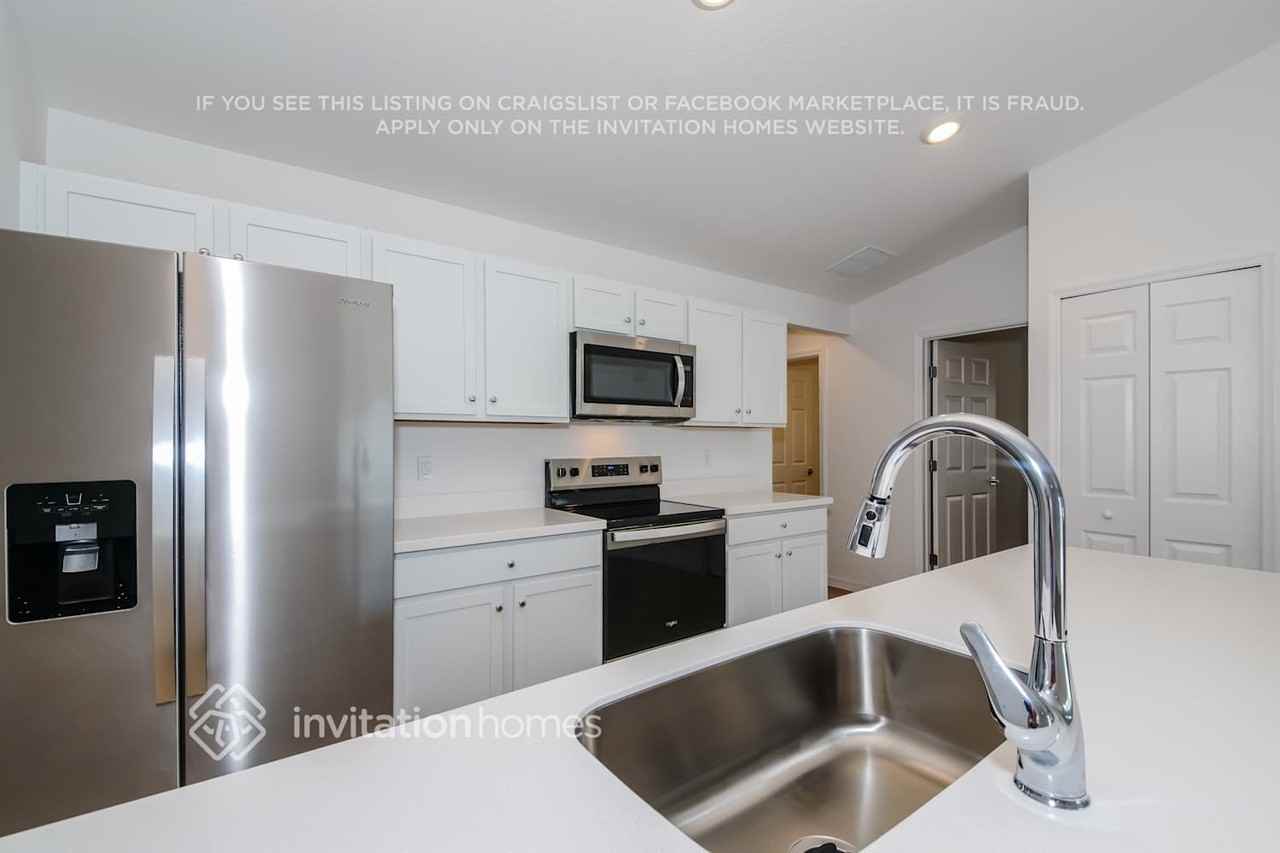 94 Brittany Ln - Photo 6 of 16