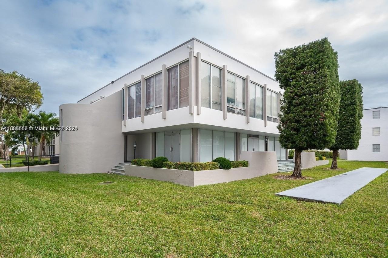 14150 Sw 84th St #303I - Photo 5 of 24