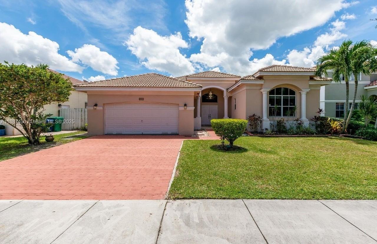 16230 Sw 36th St - Photo 2 of 50