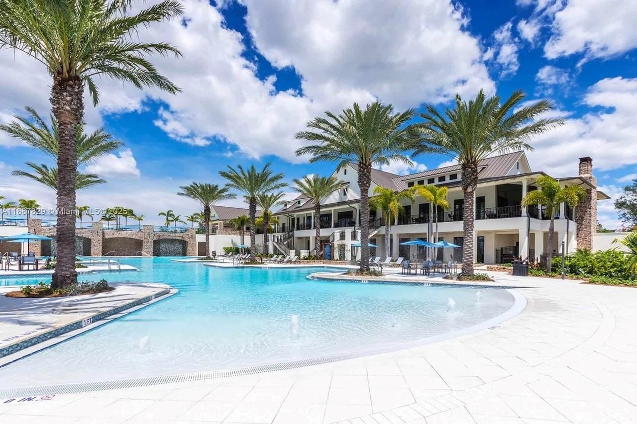 1391 Tangled Orchard Trce #1391 - Photo 3 of 41