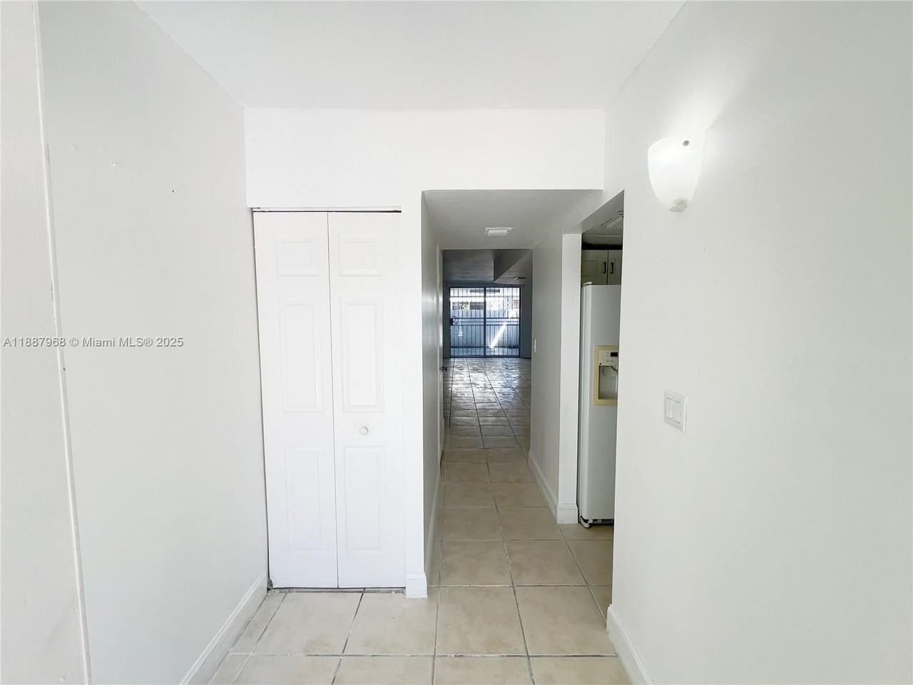 3895 W 9th Way #14 - Photo 4 of 19