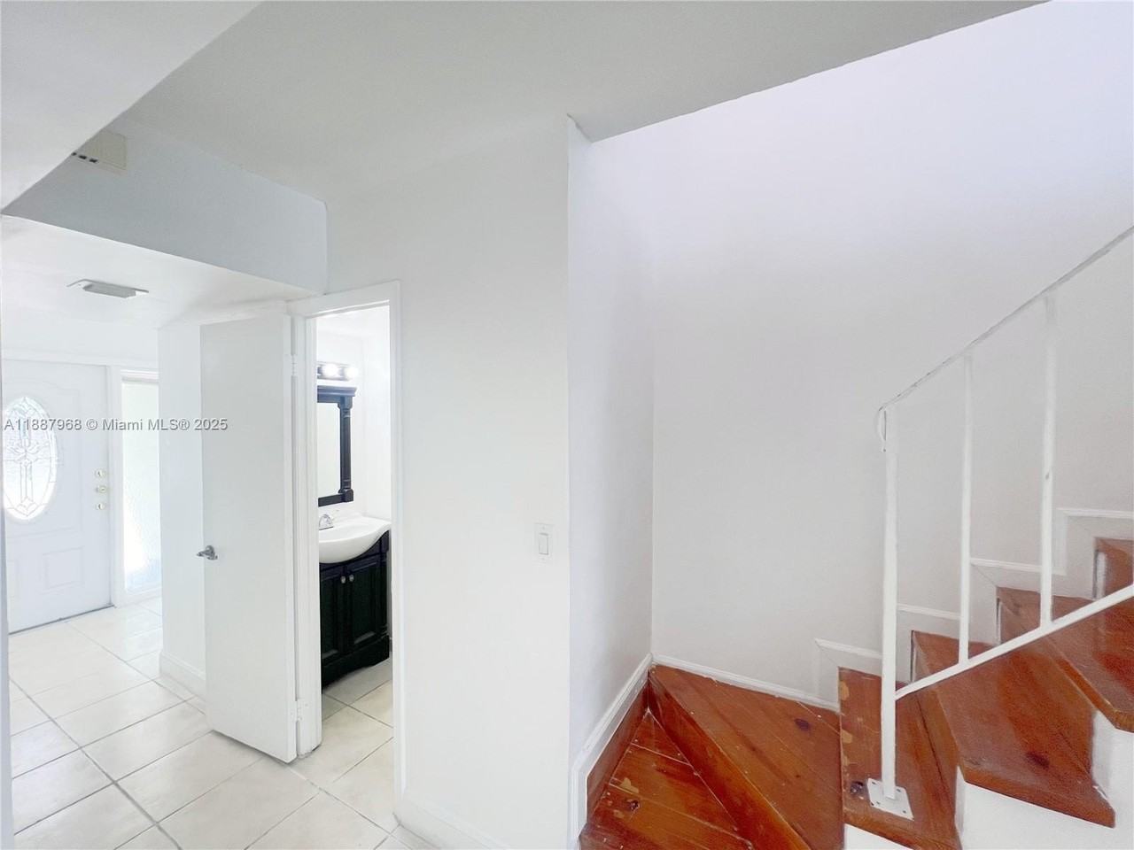 3895 W 9th Way #14 - Photo 7 of 19