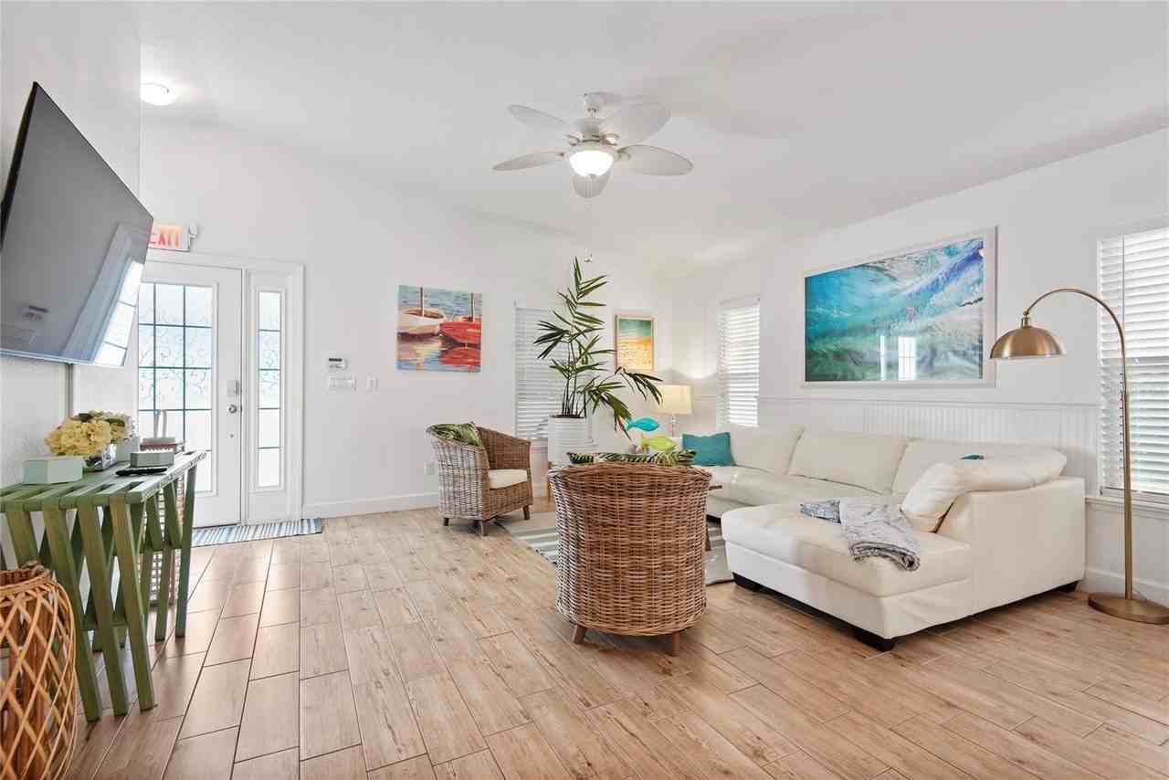 27 Malacompra Rd - Photo 5 of 50