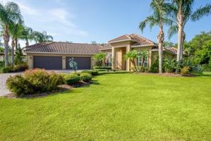 featured image of 7 Spanish Moss Ct
