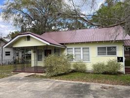 featured image of 347 Ne 1st St