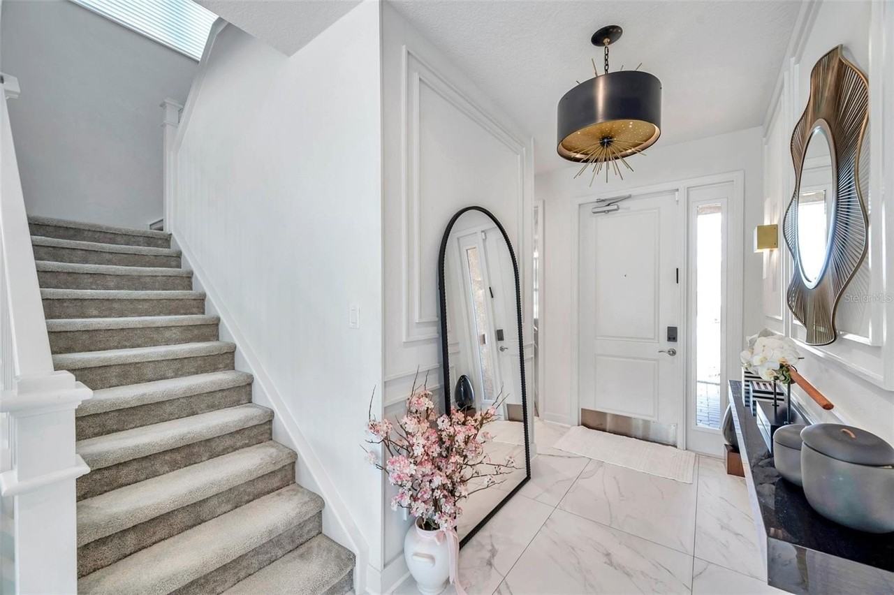 32203 Mahogany Valley Dr - Photo 5 of 50