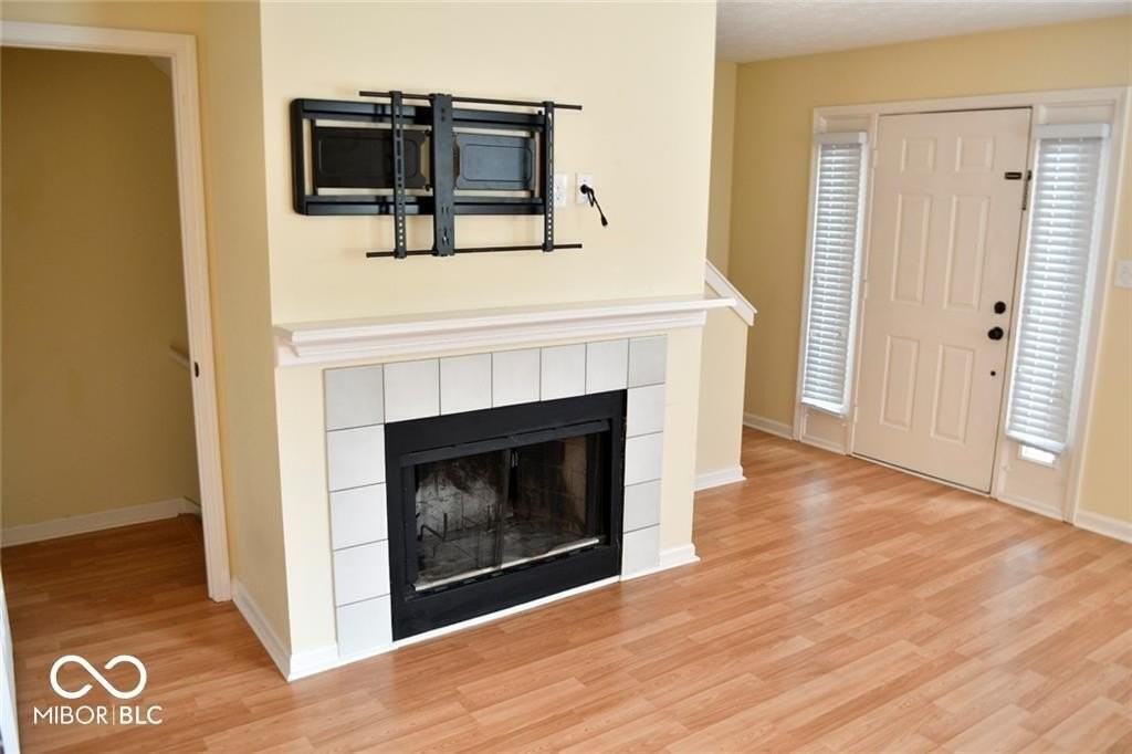 516 E 10th St - Photo 5 of 15