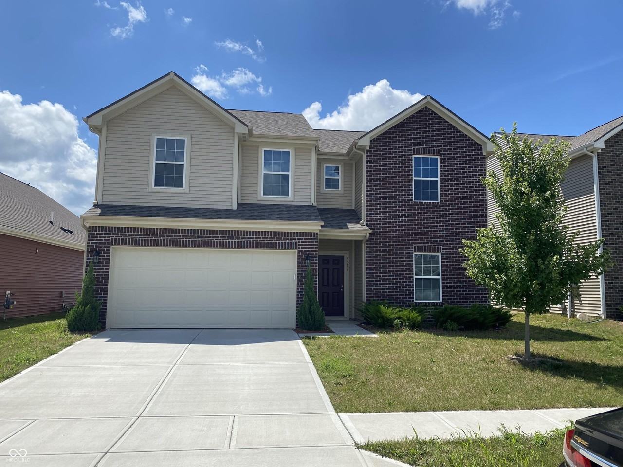 5296 Maywood Dr - Photo 2 of 27