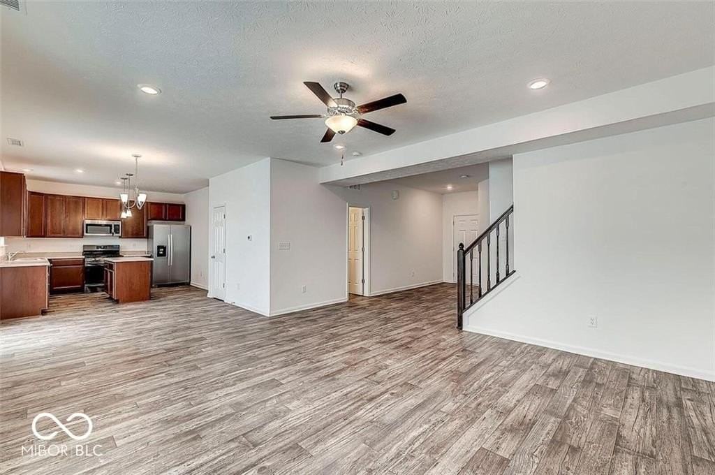 5296 Maywood Dr - Photo 5 of 27