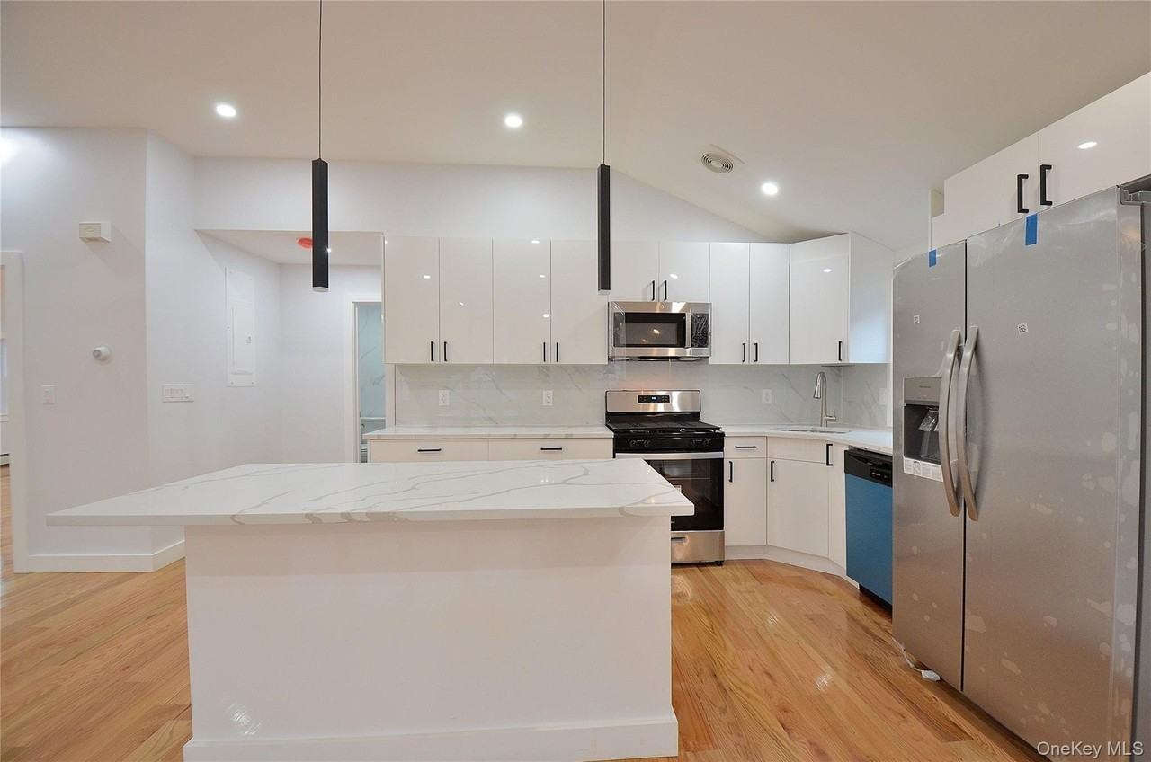 21942 112th Rd - Photo 4 of 20