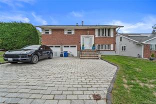 35 Westwind Rd - Photo 1 of 1