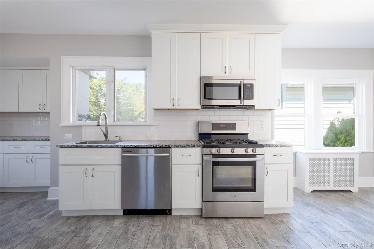 1306 Henry Ave #1 - Photo 6 of 29