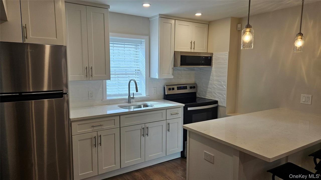 222 Main St #1 - Photo 2 of 11