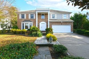 22 West Dr - Photo 1 of 1