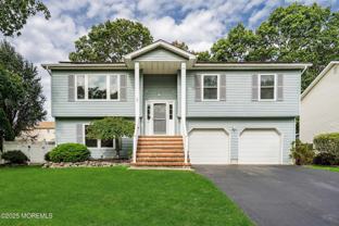 122 Moses Milch Dr - Photo 1 of 1