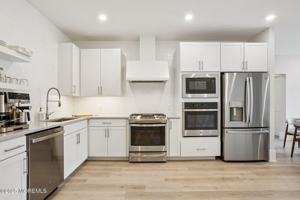 featured image of 218 3rd Ave Unit 102 #102