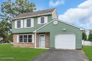 101 Bristlecone Dr - Photo 1 of 1
