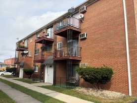 6153 W 64th Pl #1C - Photo 1 of 1