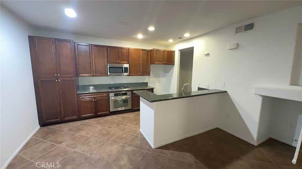 30505 Canyon Hills Rd #2102 - Photo 4 of 20