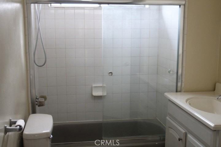 5742 Hazeltine Ave #5 - Photo 5 of 16