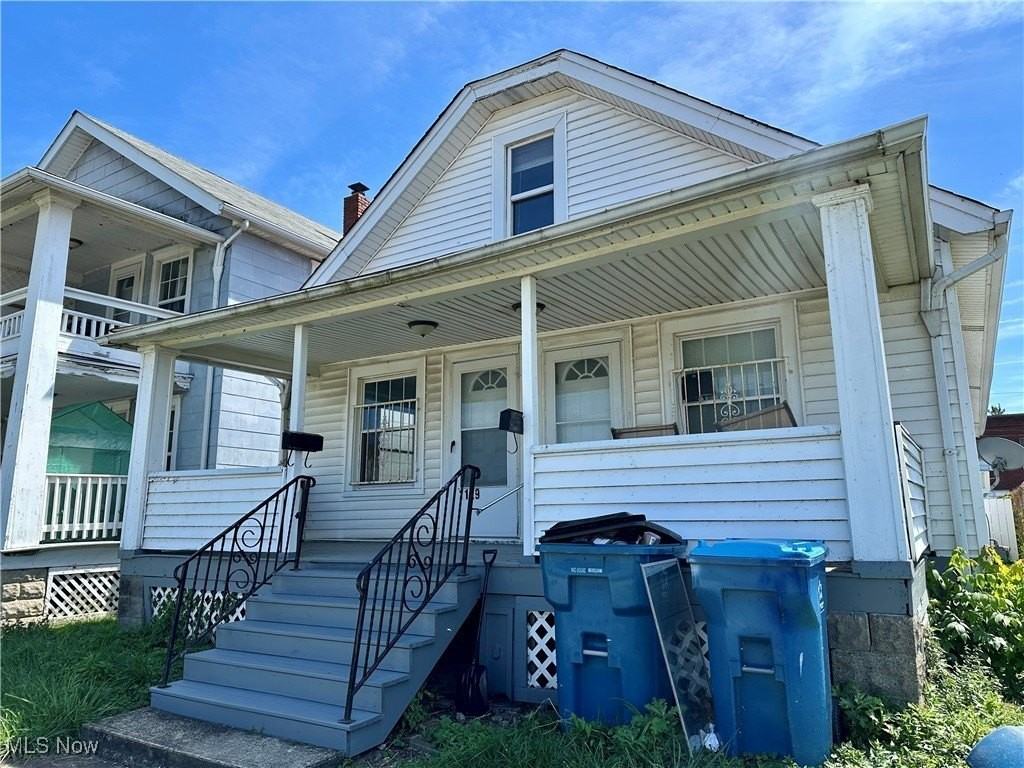 1129 West Erie Avenue - Photo 2 of 27