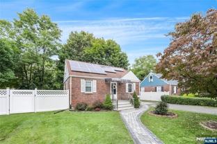 236 Knickerbocker Rd - Photo 1 of 1