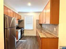 855 Broad Ave - Photo 1 of 1