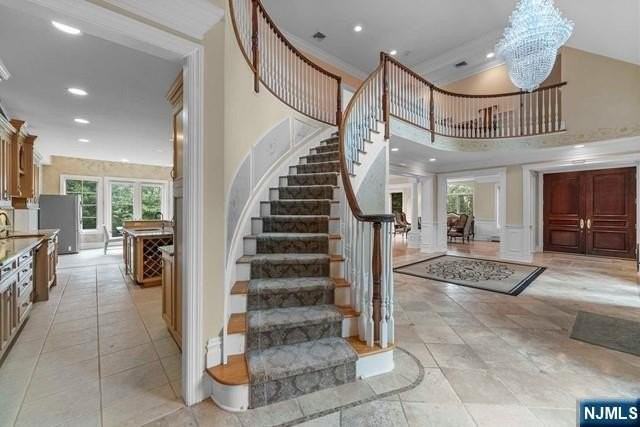 1 Euclid Rd - Photo 5 of 50