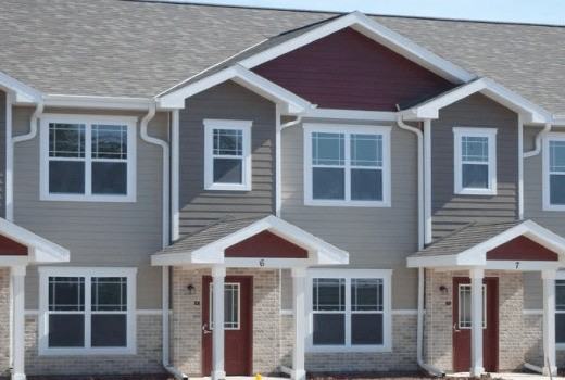 Cranberry Woods Townhomes - Photo 2 of 10