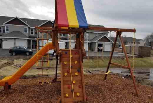 Cranberry Woods Townhomes - Photo 3 of 10