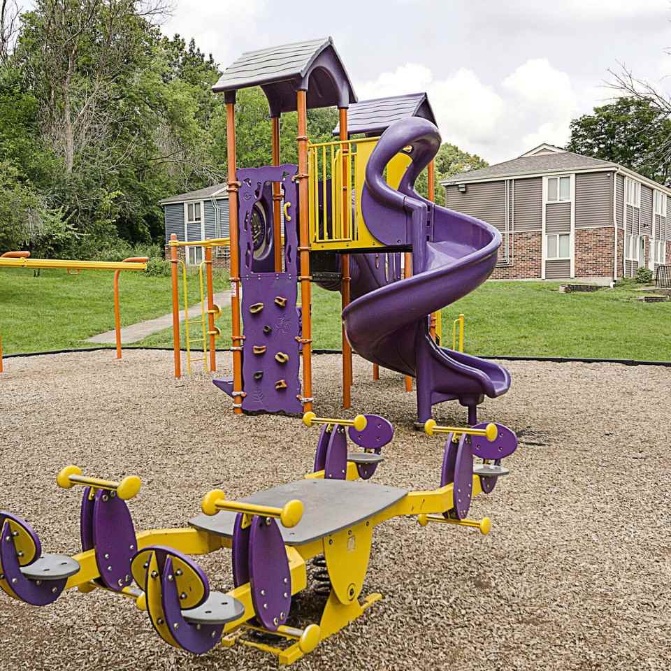 Fox River Townhomes - Photo 6 of 22