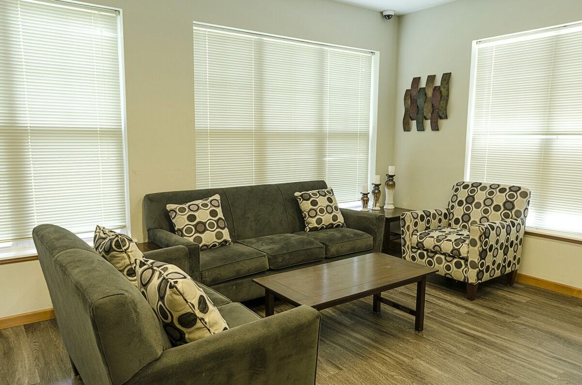 Maple Lawn Apartments - Photo 6 of 15