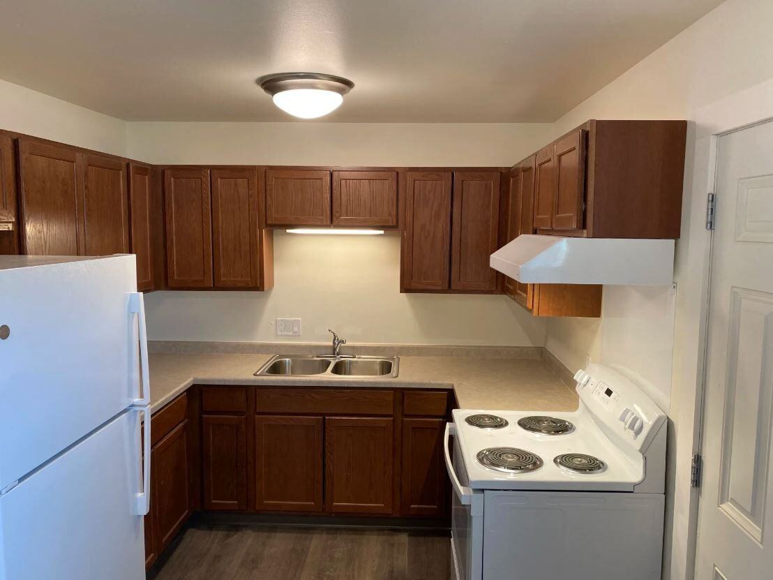 Meadow Village - Photo 5 of 5