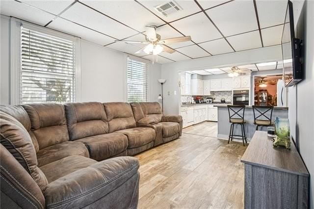 5225 Conti St - Photo 7 of 23