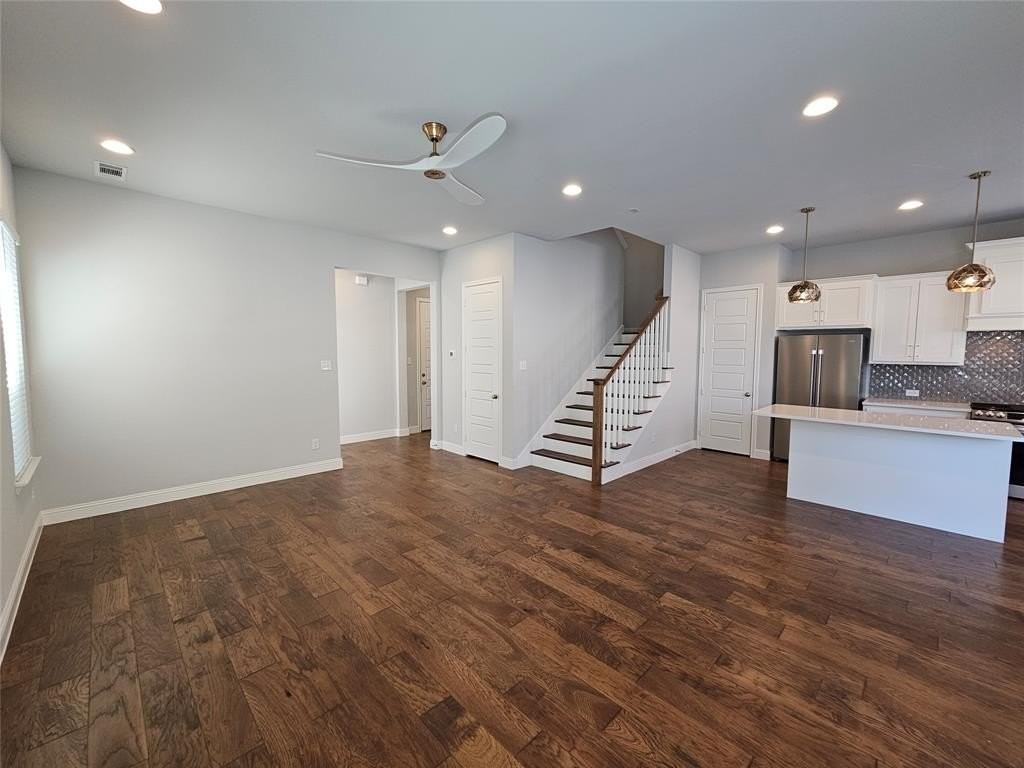 6312 Oakbend Cir - Photo 3 of 32