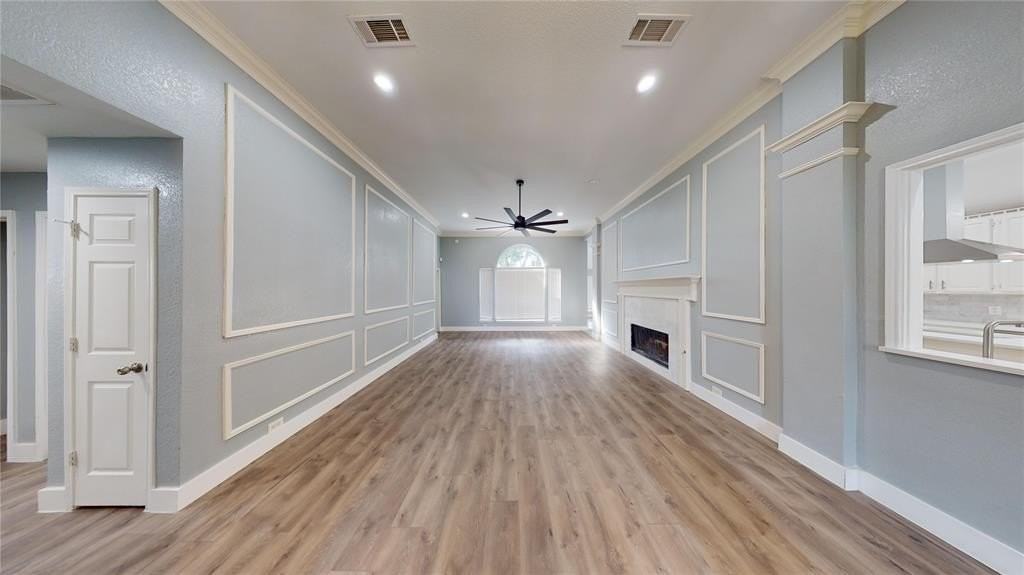 8343 Crystalwood Dr - Photo 3 of 19