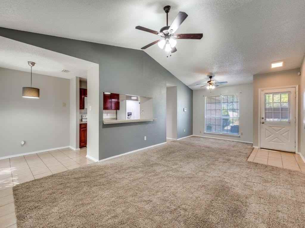 1404 Legget St - Photo 5 of 25