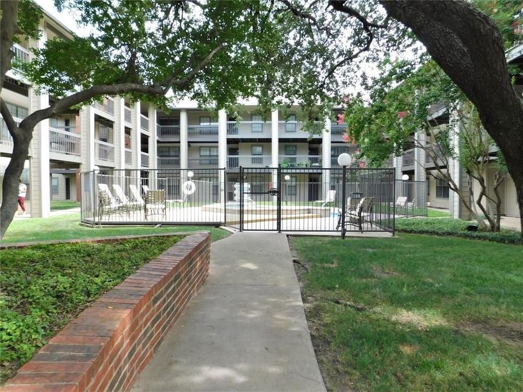 218 N Texas Blvd #311 - Photo 3 of 21