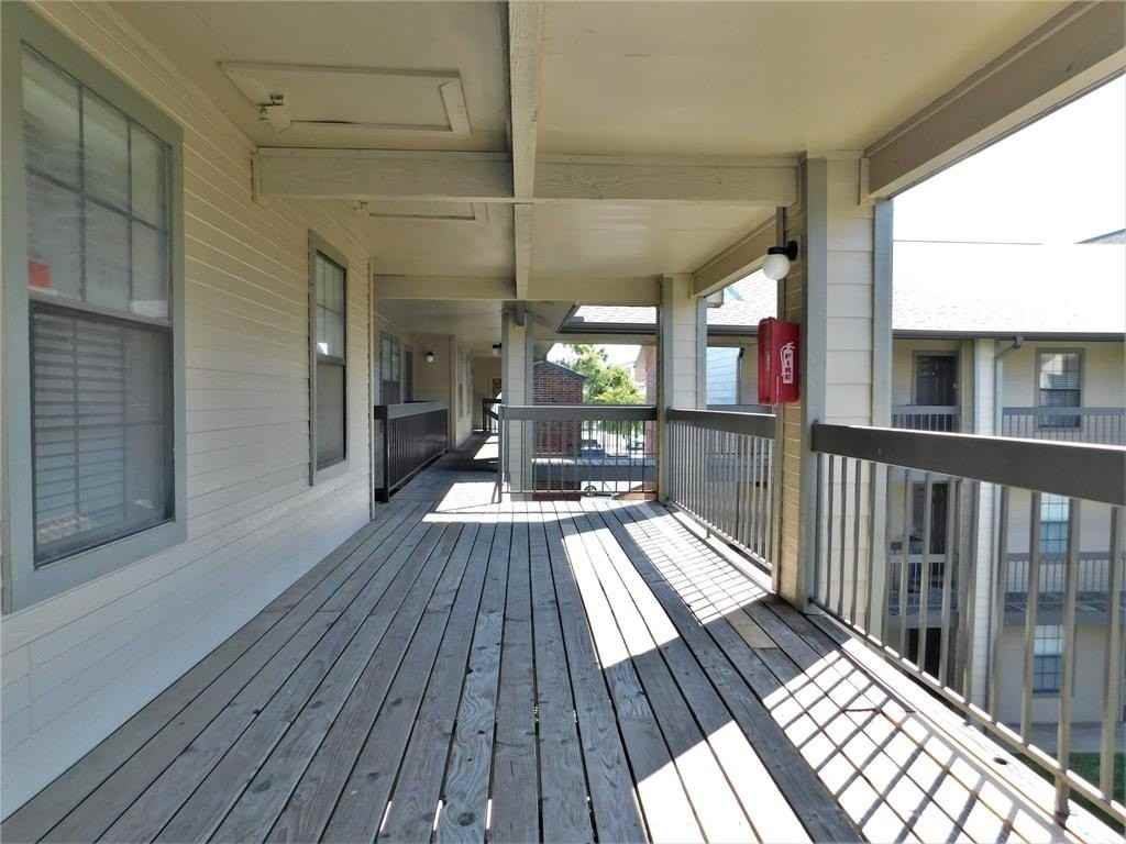 218 N Texas Blvd #311 - Photo 6 of 21