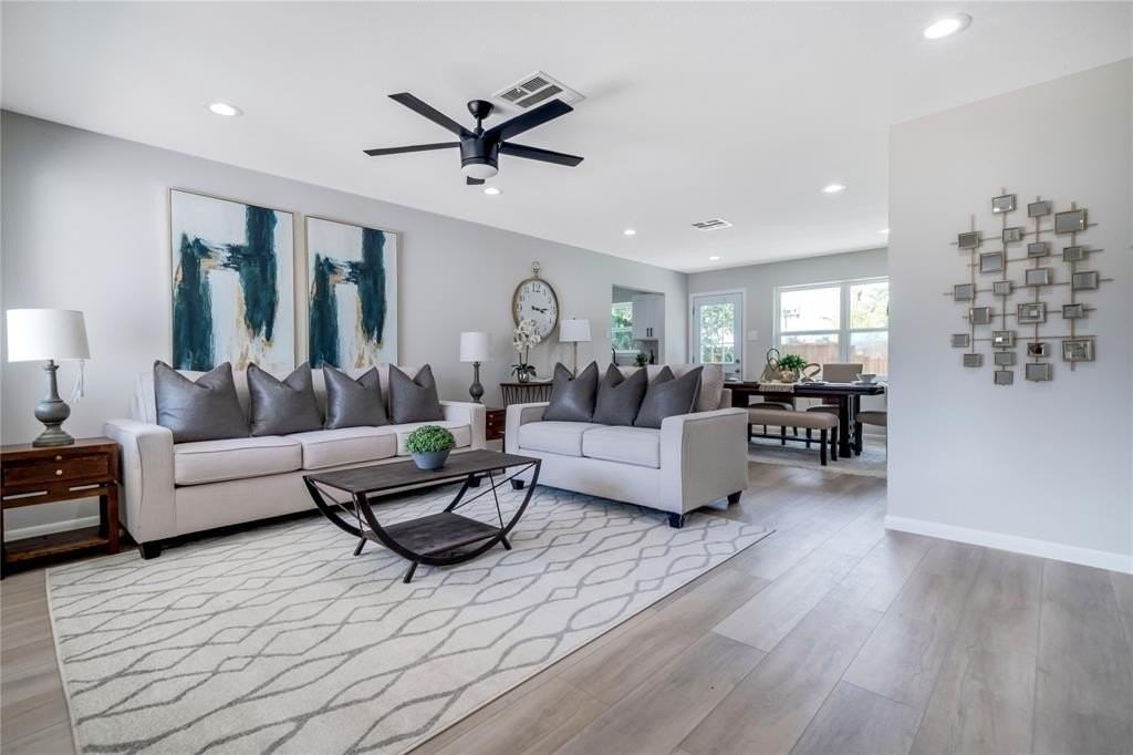 11341 Carissa Dr - Photo 4 of 30