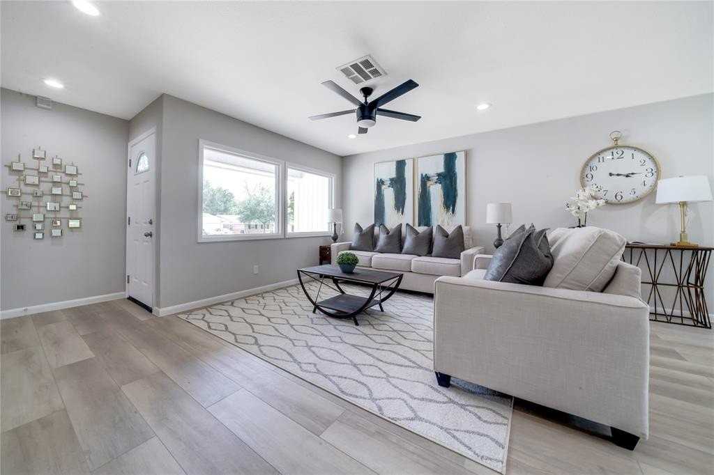 11341 Carissa Dr - Photo 5 of 30