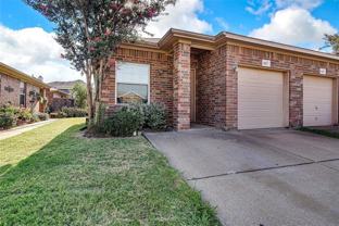 827 Walnut St - Photo 1 of 1
