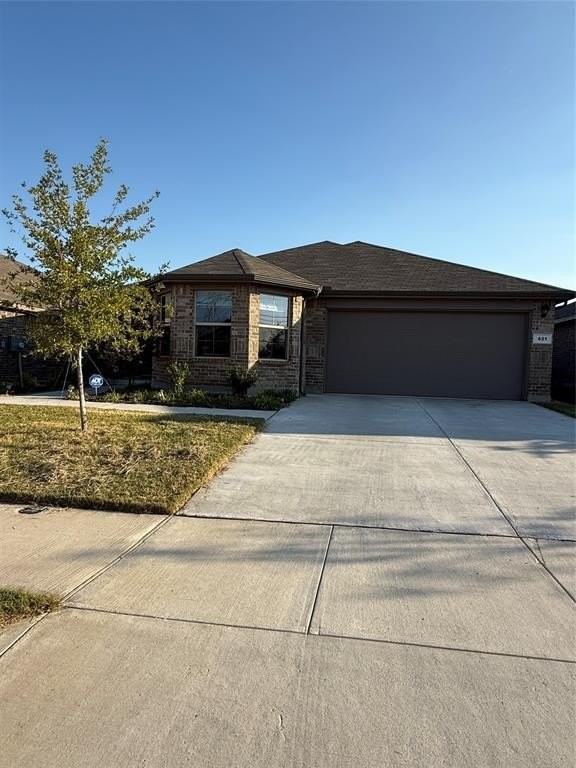 421 Beekeeper Dr - Photo 2 of 18